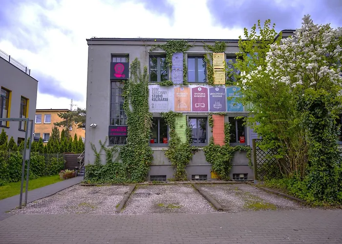 Republika Sloneczna Oda ve Kahvaltı 3*